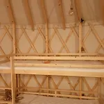 Glamping Pogorzany - Jurty *
