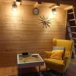 אוהל מפואר Glamping Pogorzany - Jurty