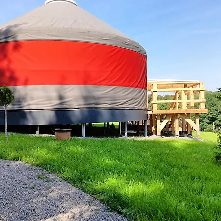 Glamping Pogorzany - Jurty