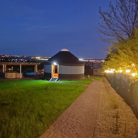 Glamping Pogorzany - Jurty Zabierzow