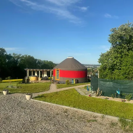 Glamping Pogorzany - Jurty Campismo de Luxo Zabierzow