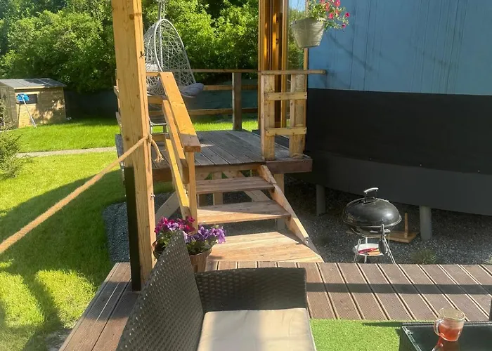 Glamping Pogorzany - Jurty *