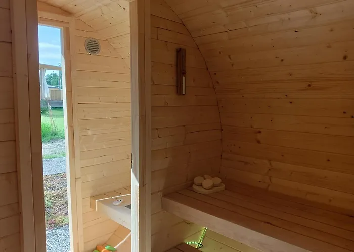 אוהל מפואר Glamping Pogorzany - Jurty *